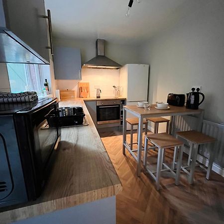 شقة Kings Bridge Townhouse بلفاست المظهر الخارجي الصورة