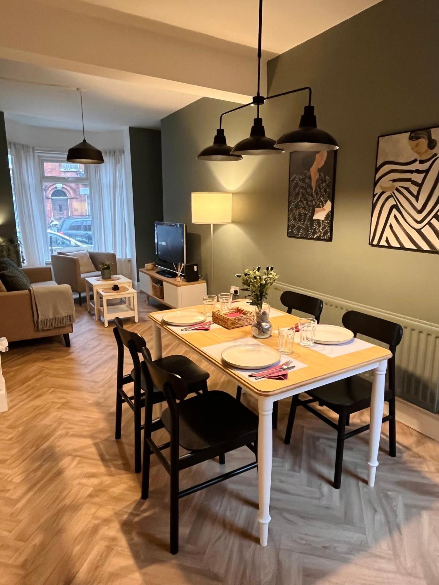 شقة Kings Bridge Townhouse بلفاست المظهر الخارجي الصورة